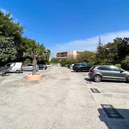Appartement Avec Jardin Au Coeur De Saint-Tropez. Exteriör bild